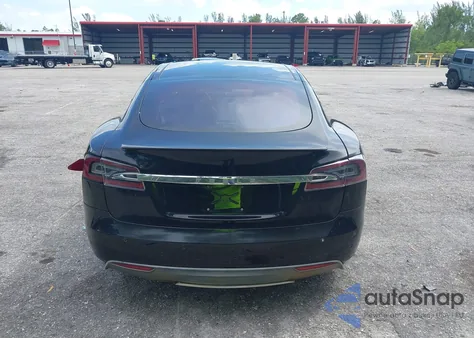 2013 Tesla Model S Performance из США, поврежденный, VIN 5YJSA1DPXDFP13515